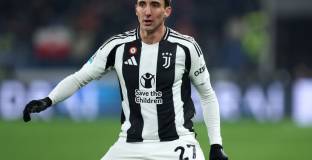 Ман Сити може да купи Камбиасо за 70 млн. 