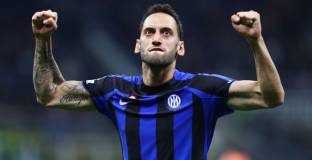 Чалханоглу се смята за най-добрия полузащитник в Европа