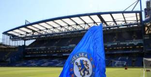  Three поиска от Челси по-бързо да премахне логото от фланелките 