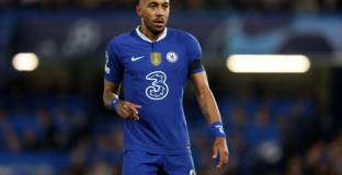 Челси ще се опита да продаде Обамеянг на клубове от Саудитска Арабия