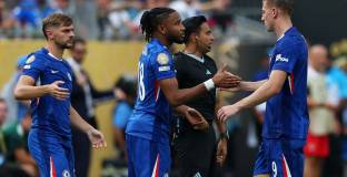 Челси разгроми Бенфика 