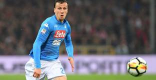 Кирикеш продължи с Наполи до 2022 г.