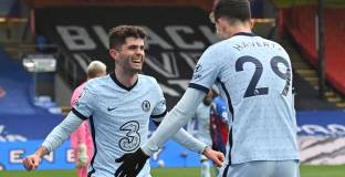 Челси вкара четири на Кристъл Палас