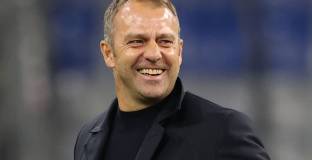 Флик: Усещам, че в Барса сме едно семейство 