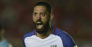 Демпси завърши кариерата си на футболист