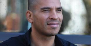 Бивш играч на Ливърпул поиска спиране на мачовете от ВЛ