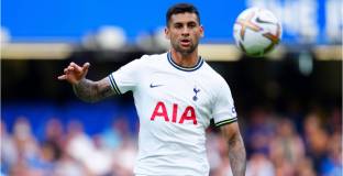 Бурачага: Ромеро е 10 пъти по-добър от Ван Дайк