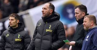 Стелини: Тотнъм израсна без Конте 