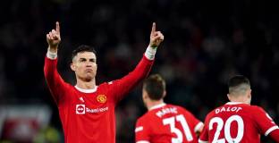  Невил: Роналдо е лъч светлина в лошия сезон на Ман Юнайтед