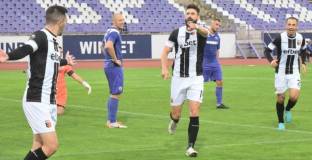 Пловдивският Локомотив мина на пета през старата столица