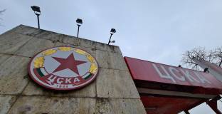 ЦСКА – София кани Стилиян Петров и Бербатов в управата?
