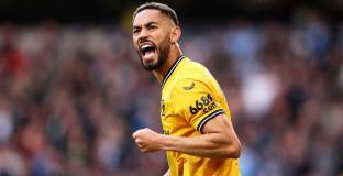 Куня свали Ман Юнайтед близо до дъното