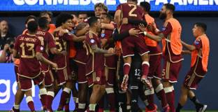 Венецуела изненада Мексико и е в плейофите