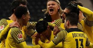 Дортмунд надви още един съперник и приближава Байерн по точки (видео)