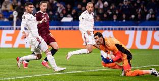 Лион и Наполи с победи в Лига Европа