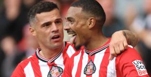 Астън Вила вкара, но не победи 