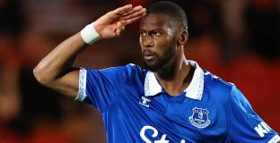 Лийдс ще похарчи над 100 млн. за трансфери 