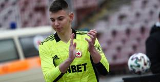   ЦСКА-София изпраща Божев в Литекс