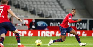 Ливърпул се интересува от Ренато Санчес