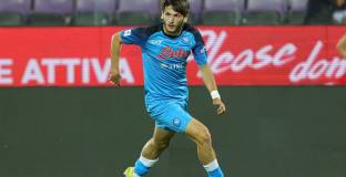 Ман Сити се интересува от Кварацхелия