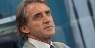 Манчини продължи контракта си с националния на Италия