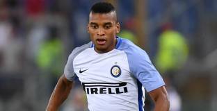 Немски клуб може да отърве Интер от Далберт 