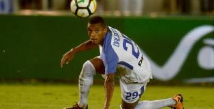 Защитник на Интер получавал смъртни заплахи от фенове на Ница 