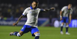 Тите: Бразилия почувства разочарованието на феновете