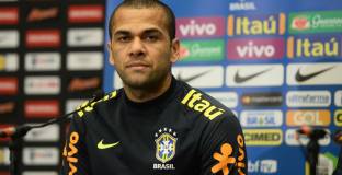 Алвеш: Бразилия и Германия са равни
