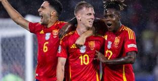 Ман Сити отправи оферта за Олмо