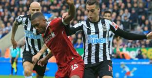 Карагър: Стъридж пропадна като напусна Суарес