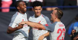 Изключителен Шакири в победа над Юнайтед