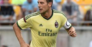 Бонера влезе в щаба на Милан