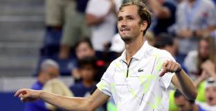 Медведев и Рубльов се класираха за 1/4-финалите на US Open