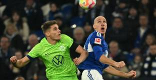 Шалке 04 - Волфсбург 0:0 