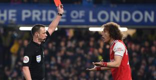 Десет от Арсенал два пъти изравниха Челси