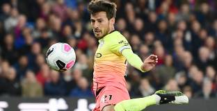 Сити се върна на победния път с Палас (видео)