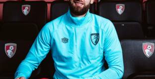 Защитник на Ливърпул премина в Борнемут