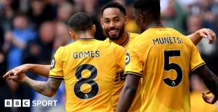 Уувърхемптън - Лестър Сити 3:0 