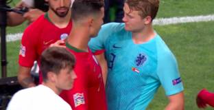 Де Лигт: Като дете мечтаех да приличам на Роналдо