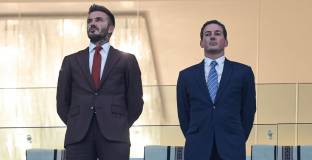 Бекъм получи рицарско звание  