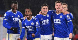 Уест Хем спаси точката в края с Лестър