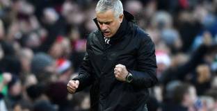 Дибала: Приличаме си с Моуриньо