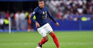 Дешан: Мбапе е локомотив