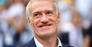 Дешан защити Погба