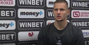 Локо Пловдив залага на вратар със счупен пръст за мача с Лудогорец