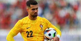 Ман Сити се интересува от вратаря на Порто