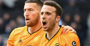 Уулвс обърна Тотнъм като гост