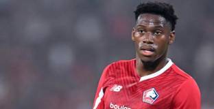 Челси преговаря за нападател на Лил 