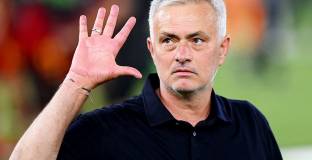 Моуриньо към Фейнорд: Добре дошли в ада